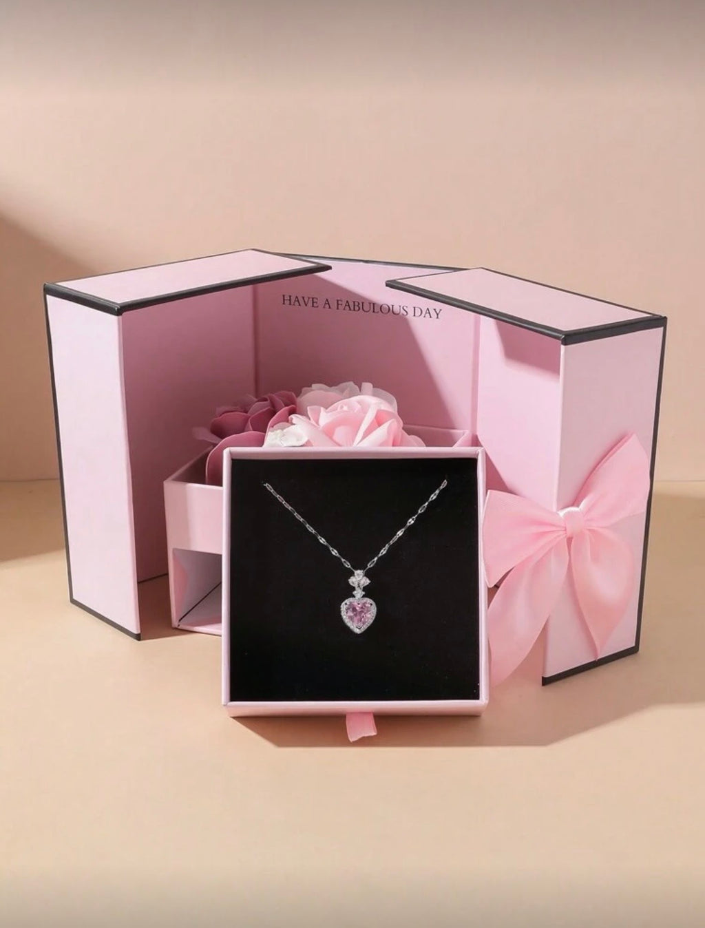 Flower & Necklace Gift Box